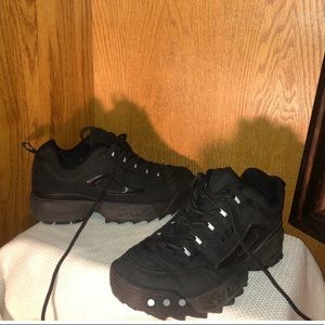 Black on black Fila’s 8/8.5 in womens
